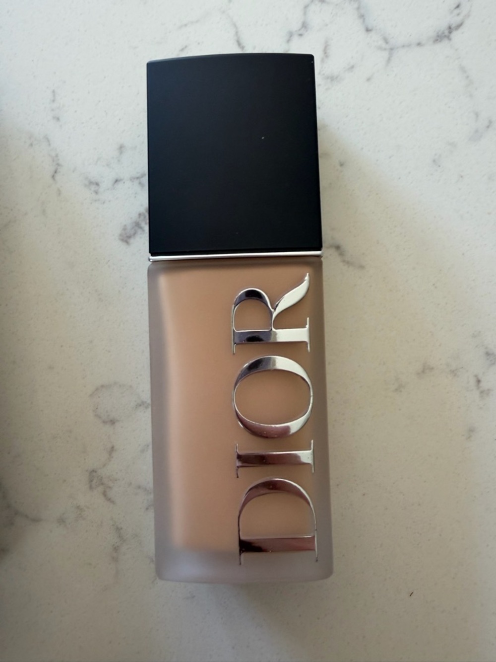 Dior Forever Skin Wear Foundation - Warm 2.5W - Picture 2 of 5